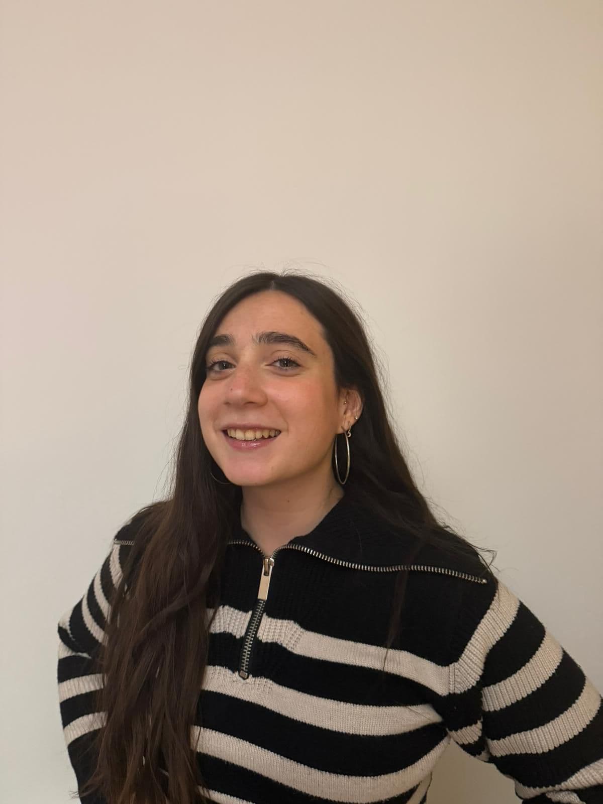Fotografía de Ariadna Corbella, Psicóloga General Sanitaria en Centro Alba